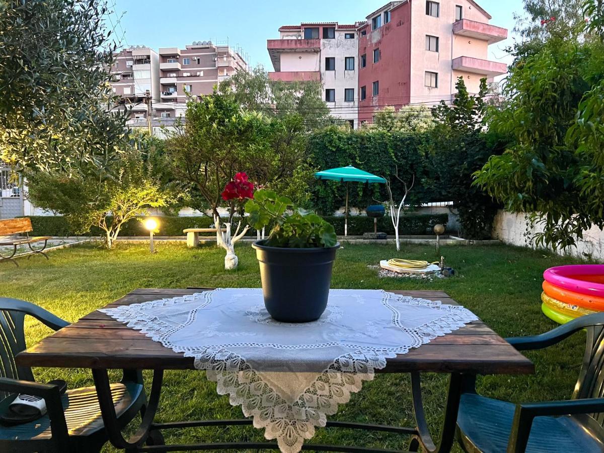 Mabel Rooms Durres Exterior photo