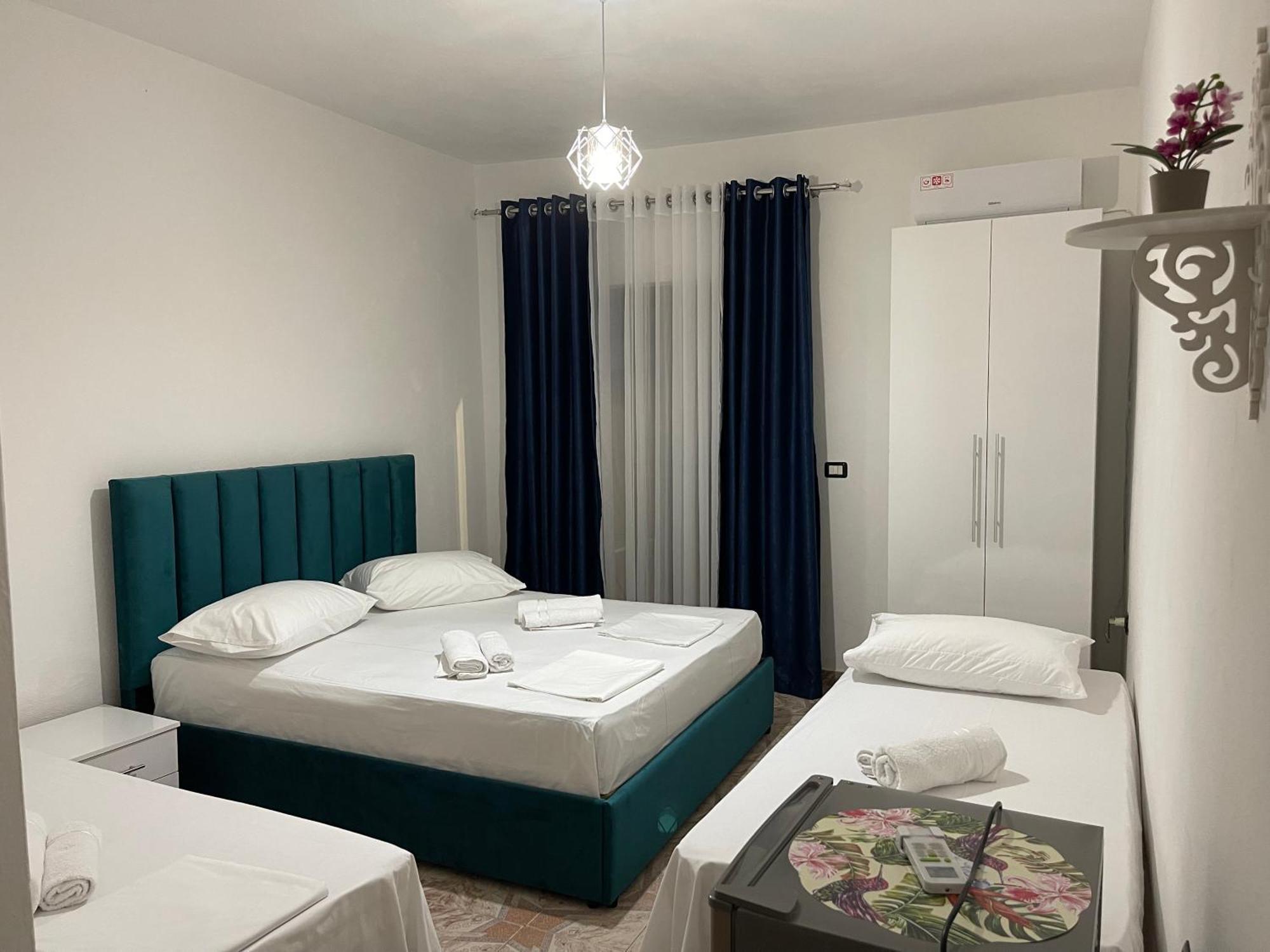 Mabel Rooms Durres Exterior photo