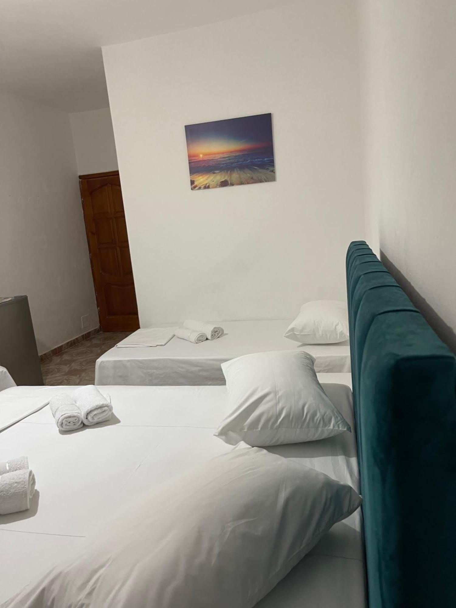 Mabel Rooms Durres Exterior photo
