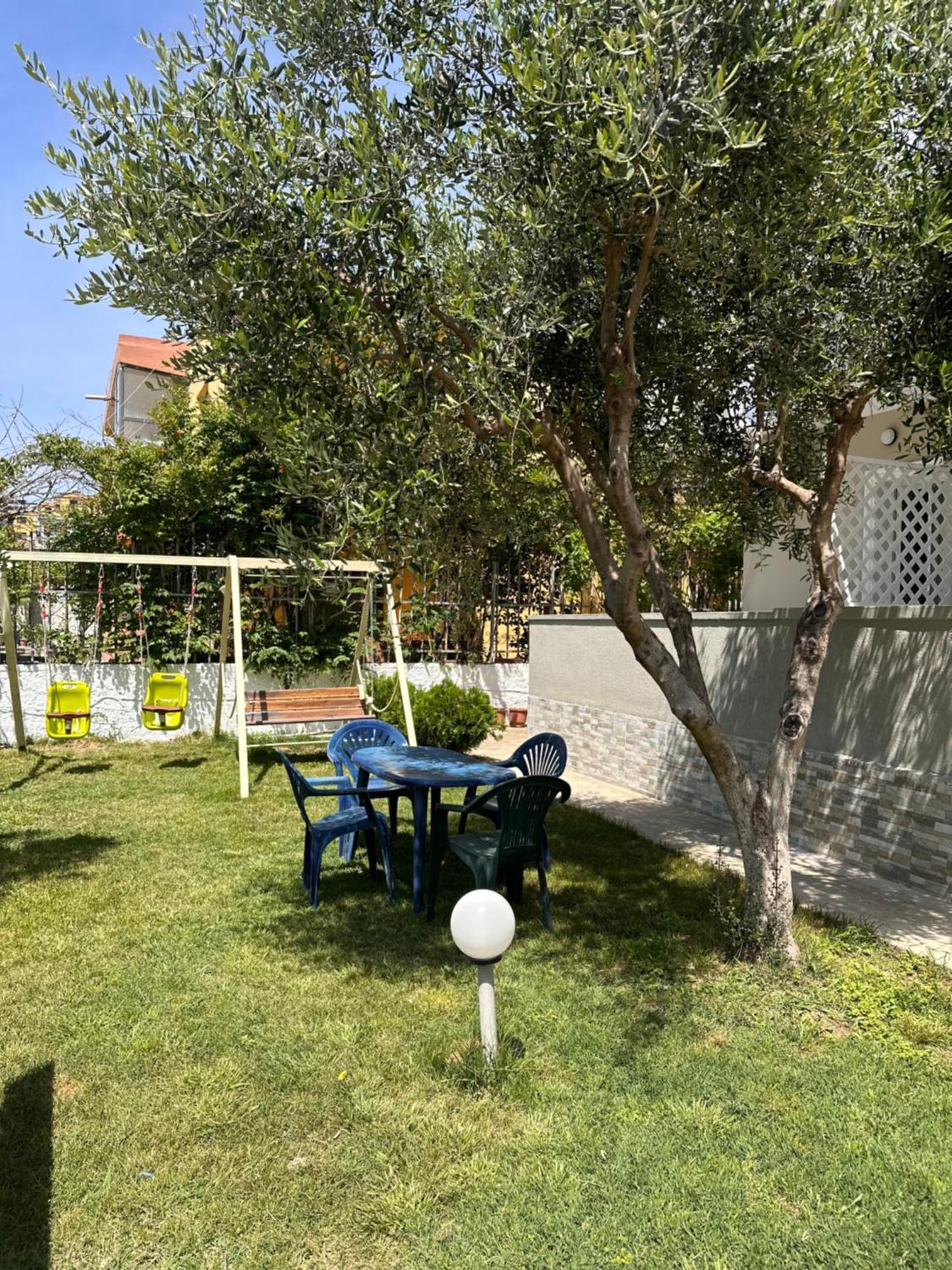 Mabel Rooms Durres Exterior photo